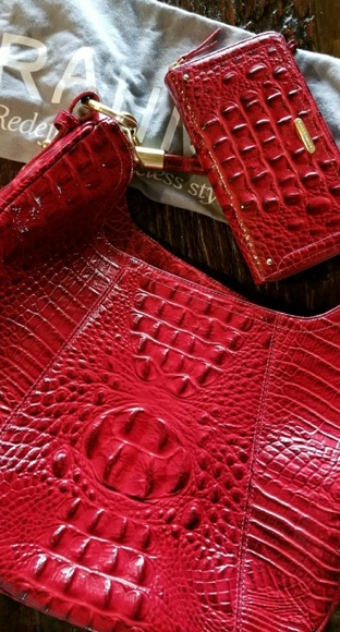 Brahmin shiny red bag with matching wallet - Picture 2 of 8